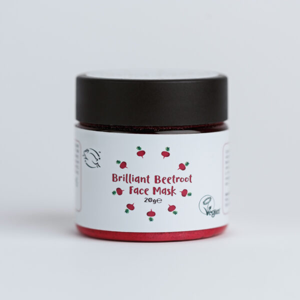 Dry face mask with beetroot powder